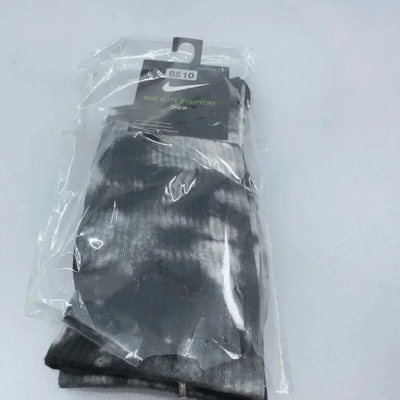 Nike Mens Large Pair Custom Tie Dye Socks Everyday Crew Plus Dri-Fit Black/White - Picture 2 of 3